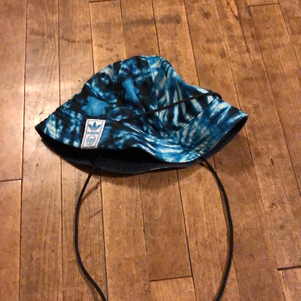 Adidas Bucket Hat